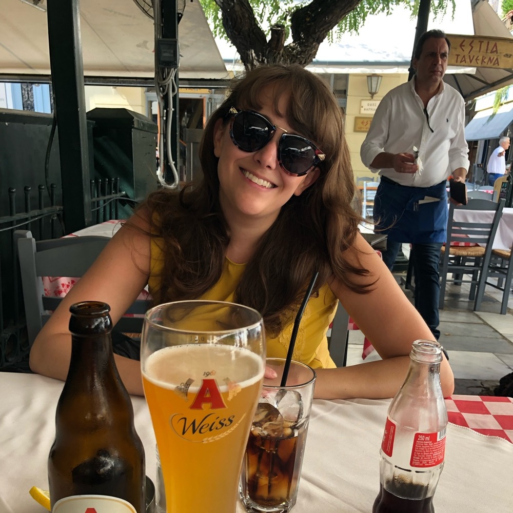 Meet your Posher, Caitlin